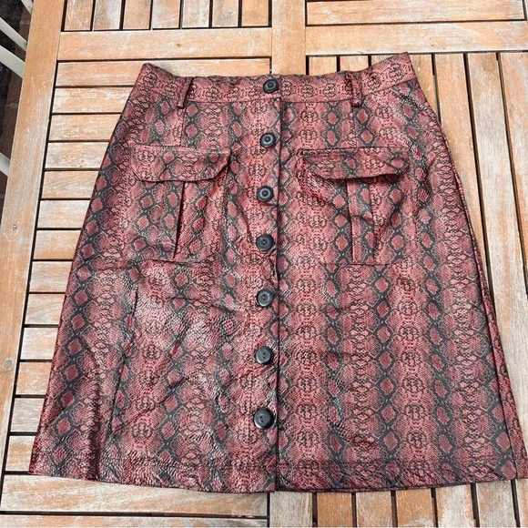 Urban Outfitters Skirt - Picture 2 of 3